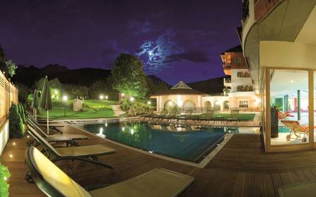 mirabell_foto_schwimmbad_