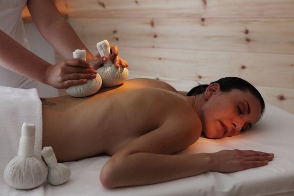 Stempelmassage_Tirler_Hotel_02_9d041f8a97