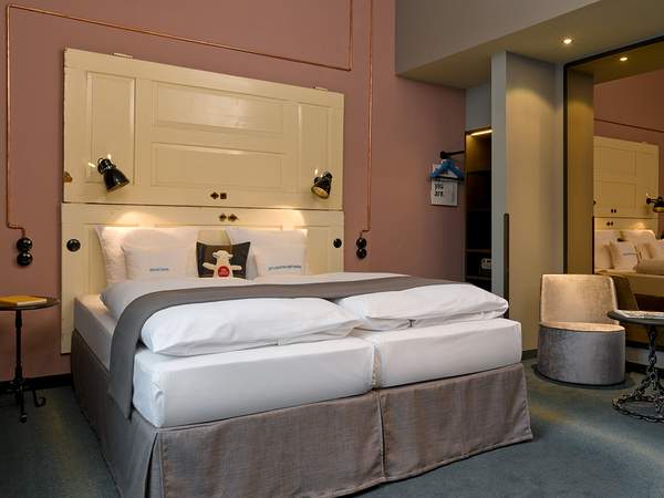 25h_Hafenamt_StephanLemke_Rooms_M_small (1)