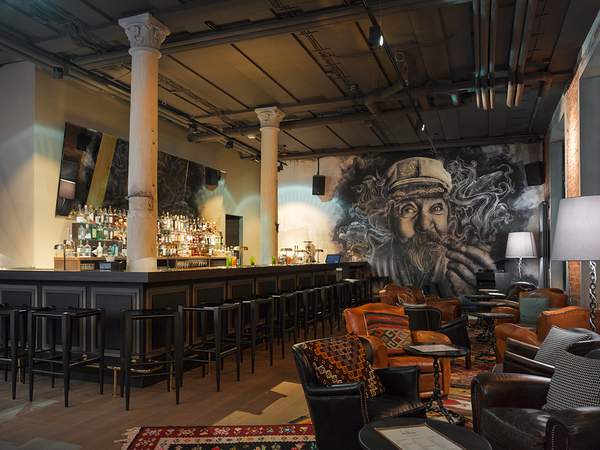 25h_Hafenamt_StephanLemke_The_Boilerman_Bar_small (1)