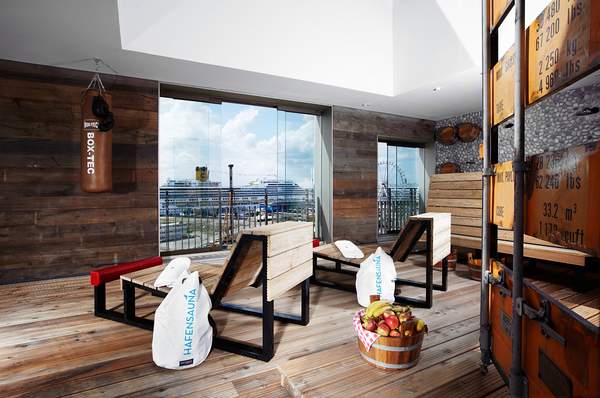 25h_HafenCity_StephanLemke_HarbourSauna_small (1)