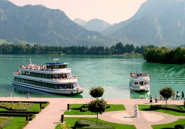 Füssen im Allgäu: Schiffsrundfahrten auf dem Forggensee