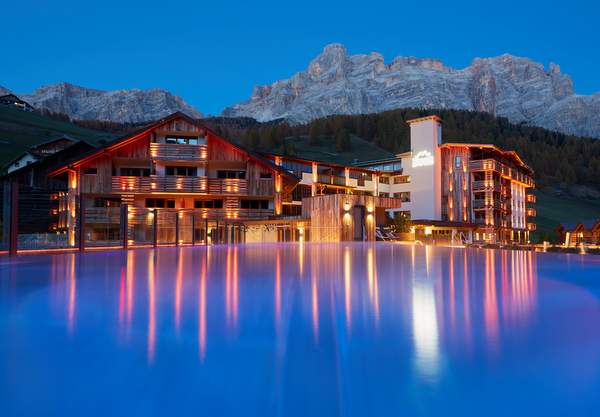 Hotel Fanes - Sky Pool 1 © Hotel Fanes