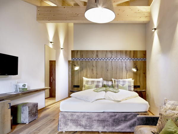 Riederalm-KomfortzimmerDiePinzgauerinPenthouse-FotoMichaelHuber