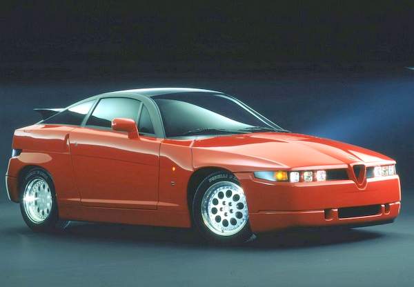 Alfa Romeo SZ (1989–1993).