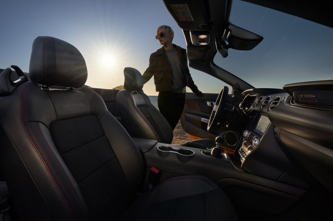 2022_FORD_MUSTANG_CALIFORNIA_13-LOW